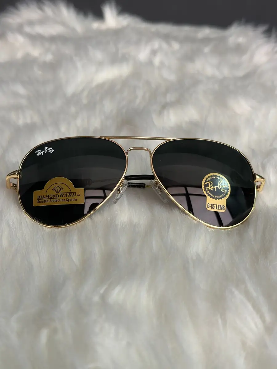 Ray-Ban Classic Aviator Sunglasses – Gold Frame / Diamond Hard G-15 Lens