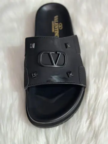 Valentino Garavani Men's Black Leather VLogo Rockstud Slides